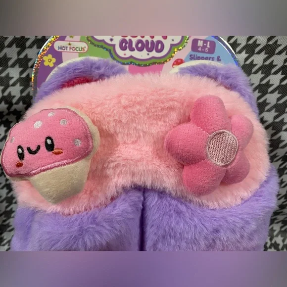 ⭐️New Fluffy Cloud Good Day Slippers & Eye Mask Set M/L - Picture 10 of 12